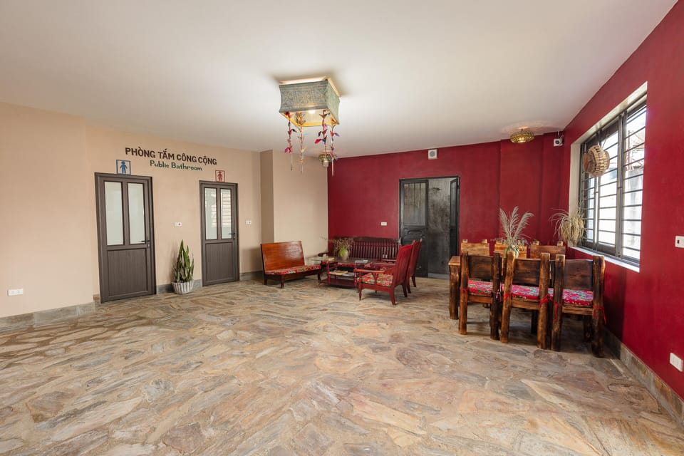 Private room with Mountain View in Sapa central House in Laos