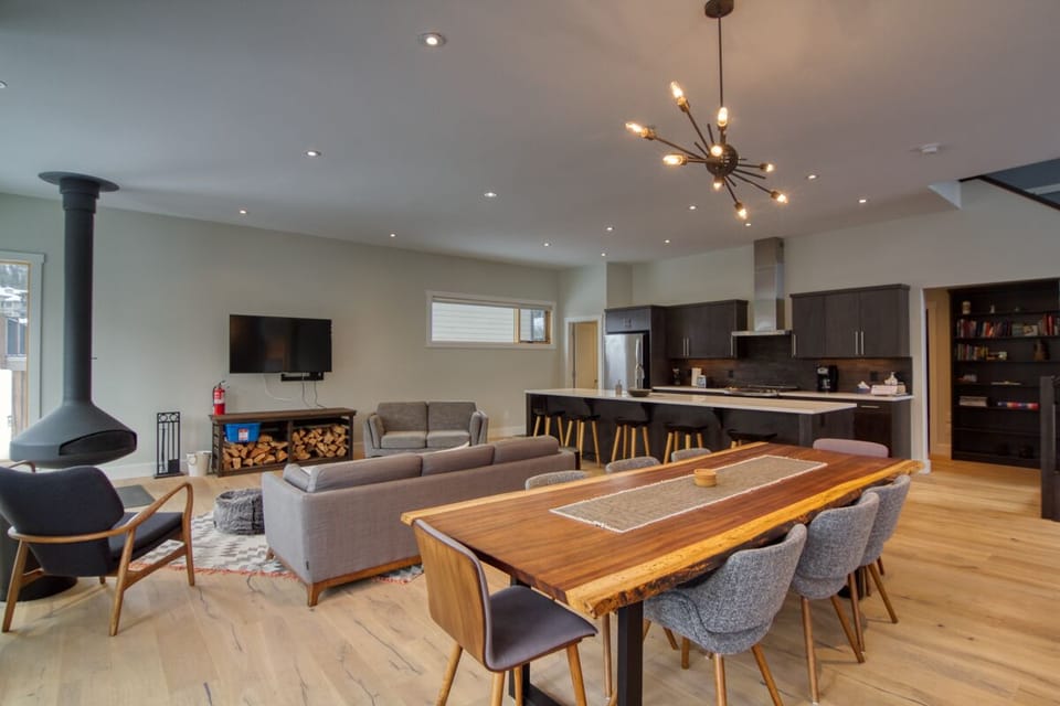 Amazing open concept layout to entertain and enjoy views