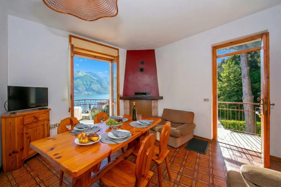 Living and dining room