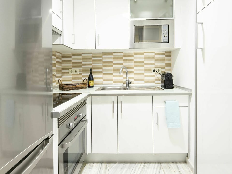 Cabinetry, Countertop, Kitchen Sink, Sink, Furniture, Tap, Kitchen, Kitchen Stove, Window, Wood