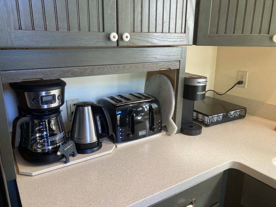 Drip coffee, tea kettle, toaster and Keurig 