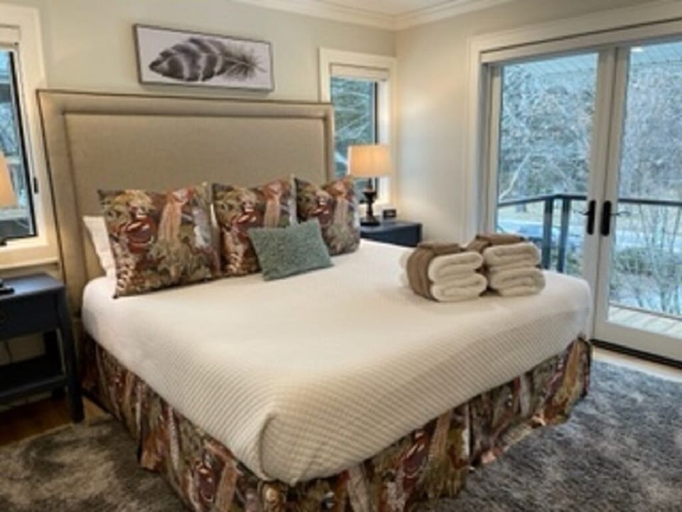 2nd King Bedroom