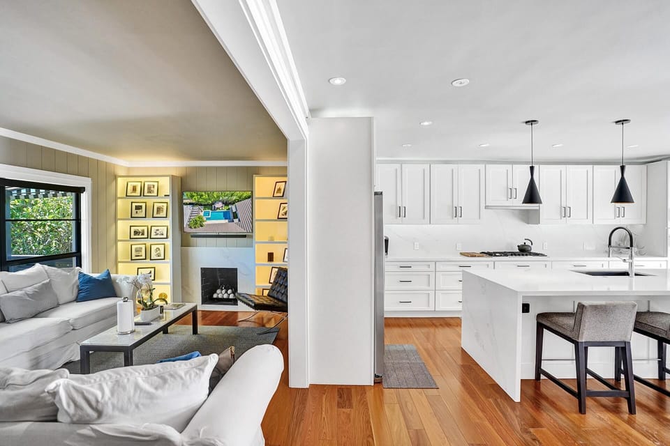Living dining main house