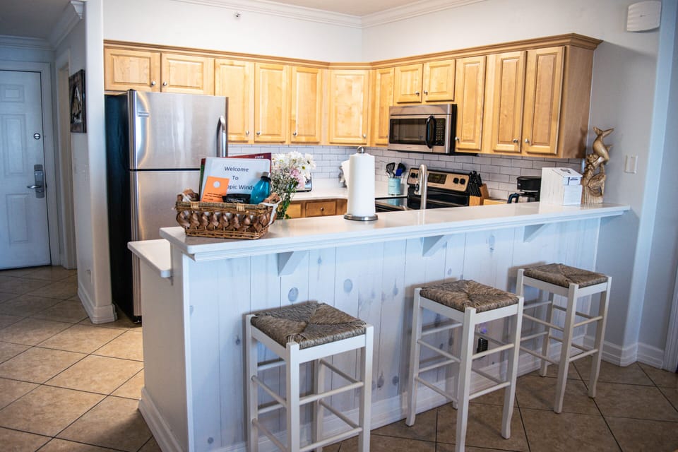 Kitchen and Bar Top
