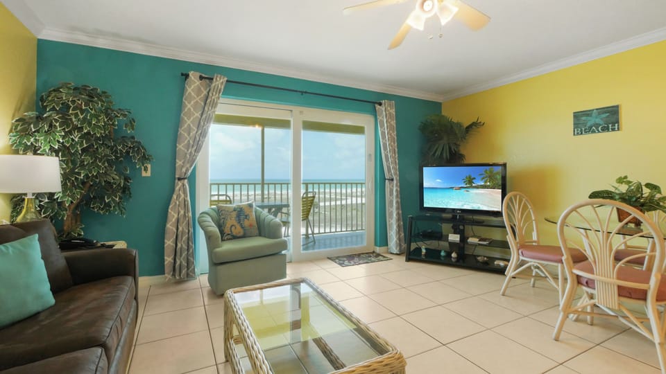 SouthBeachRoom605LivingRoom