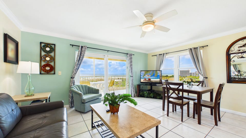 SouthBeach608LivingRoom(1)