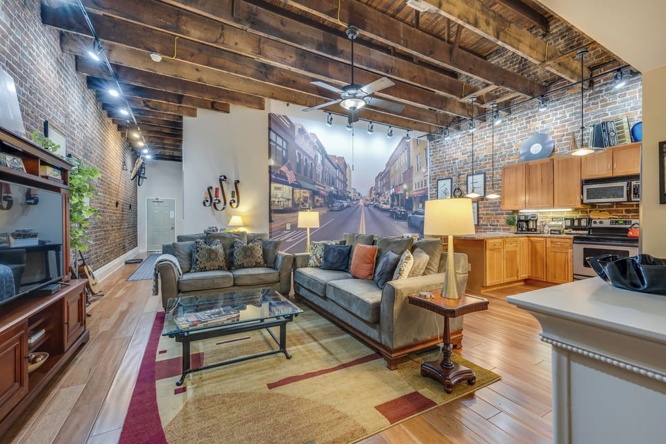 There's plenty of room for your loved ones and buddies to congregate in the generously spaced seating area. You can engage in various activities like gaming, TV-watching, and even banjo-playing!