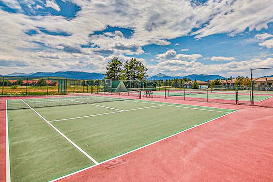 Sport court