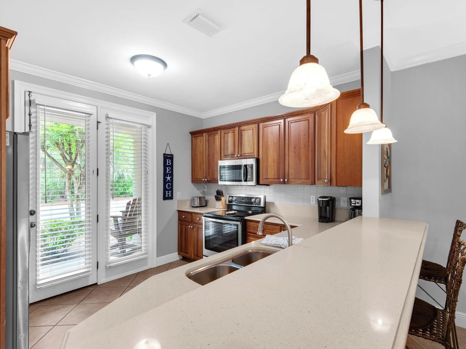 Kitchen Provides Plenty of Counter Space