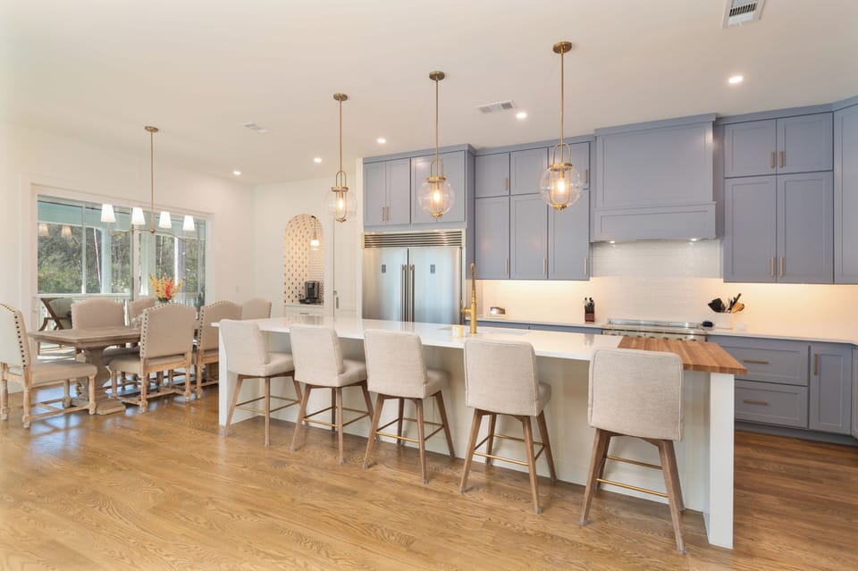 Pool House kitchen 