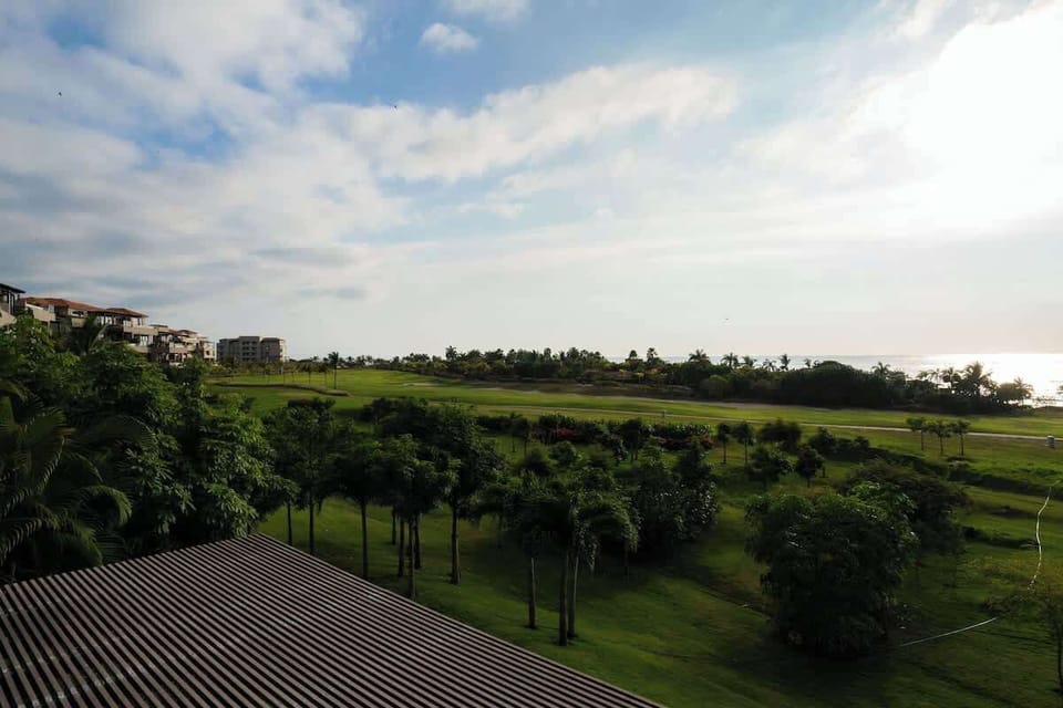 
Enjoy the stunning view of the Golf Course
