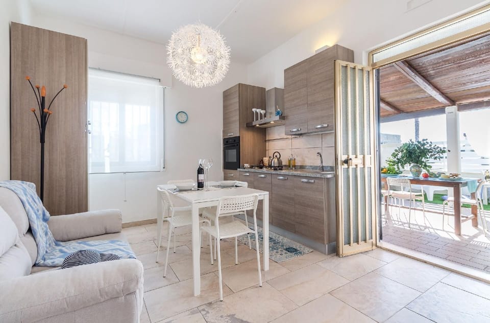 Kitchen area