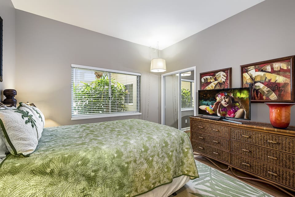 Guest bedroom