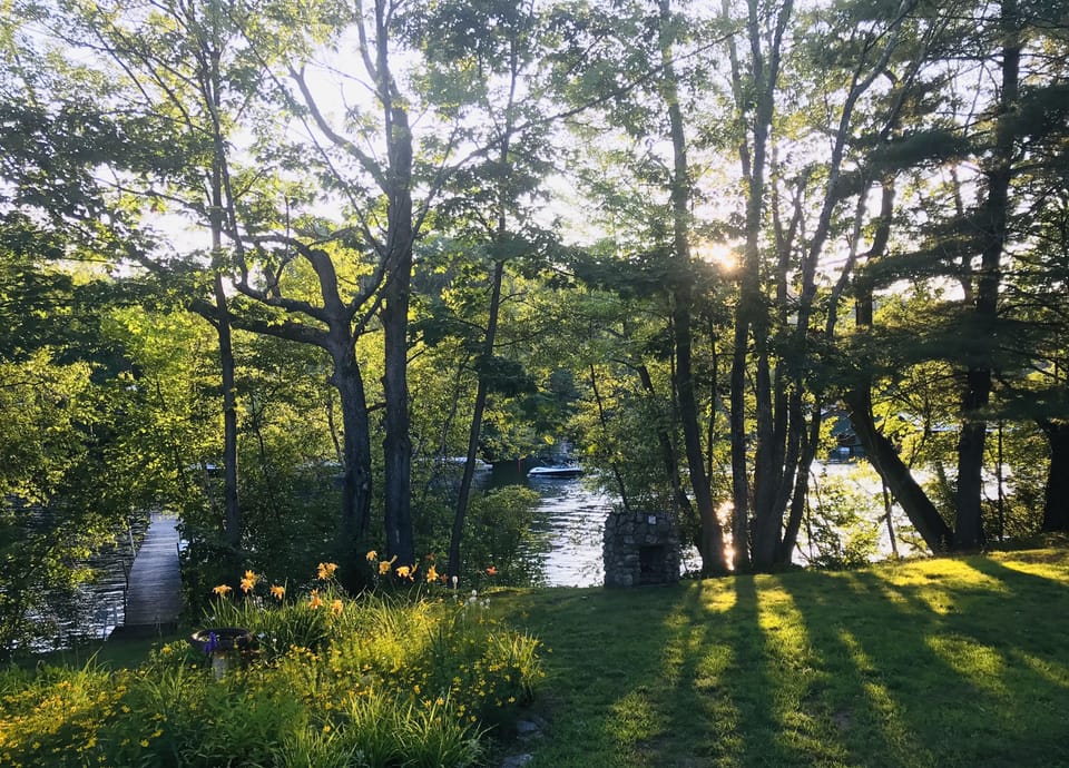 Fun View overlooking the Squam Channel, watching boats coming and going!