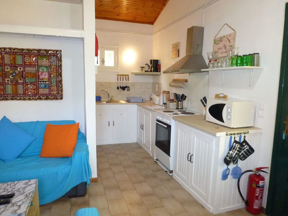 kitchen also utility room 