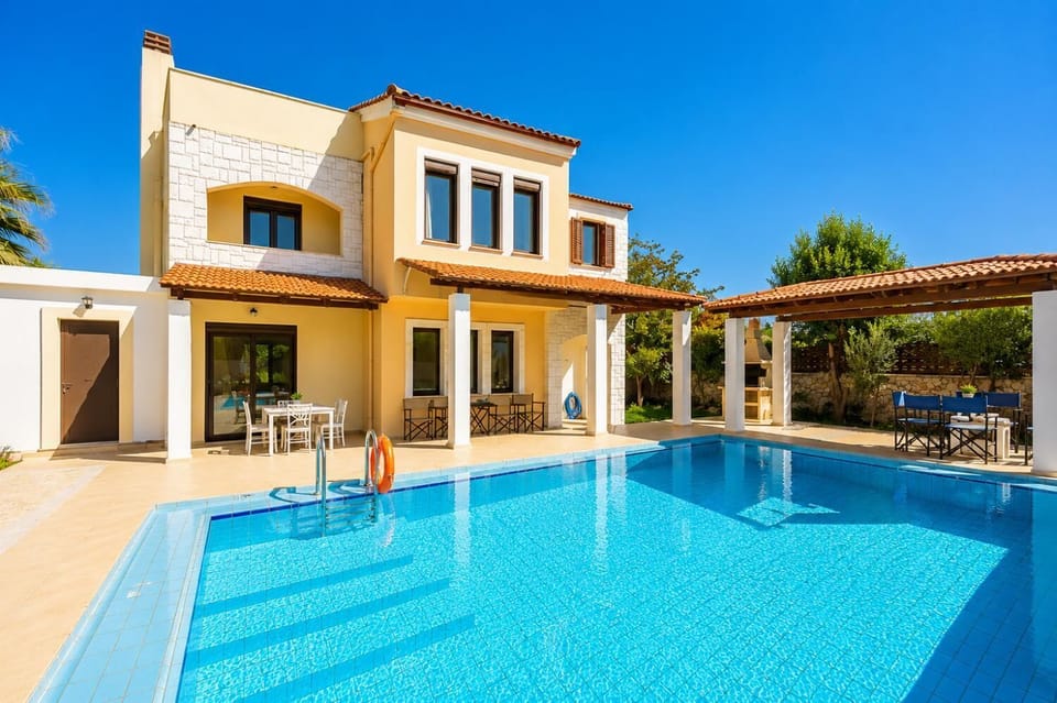 Beautiful villa with private pool and terrace