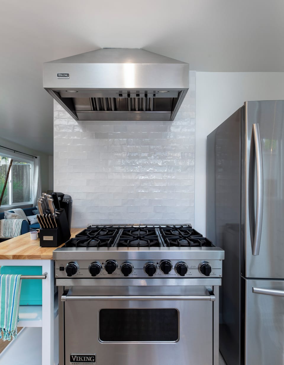Stunning tile backsplash, new floors, Keurig coffee machine, and much more