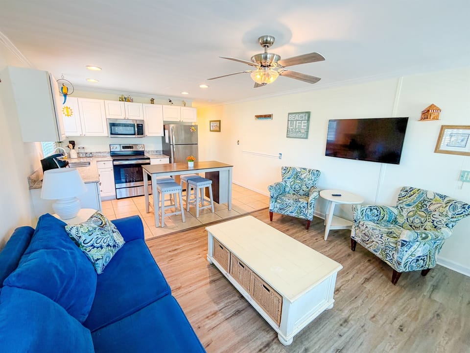 Spacious living area, with smart TV and wifi.