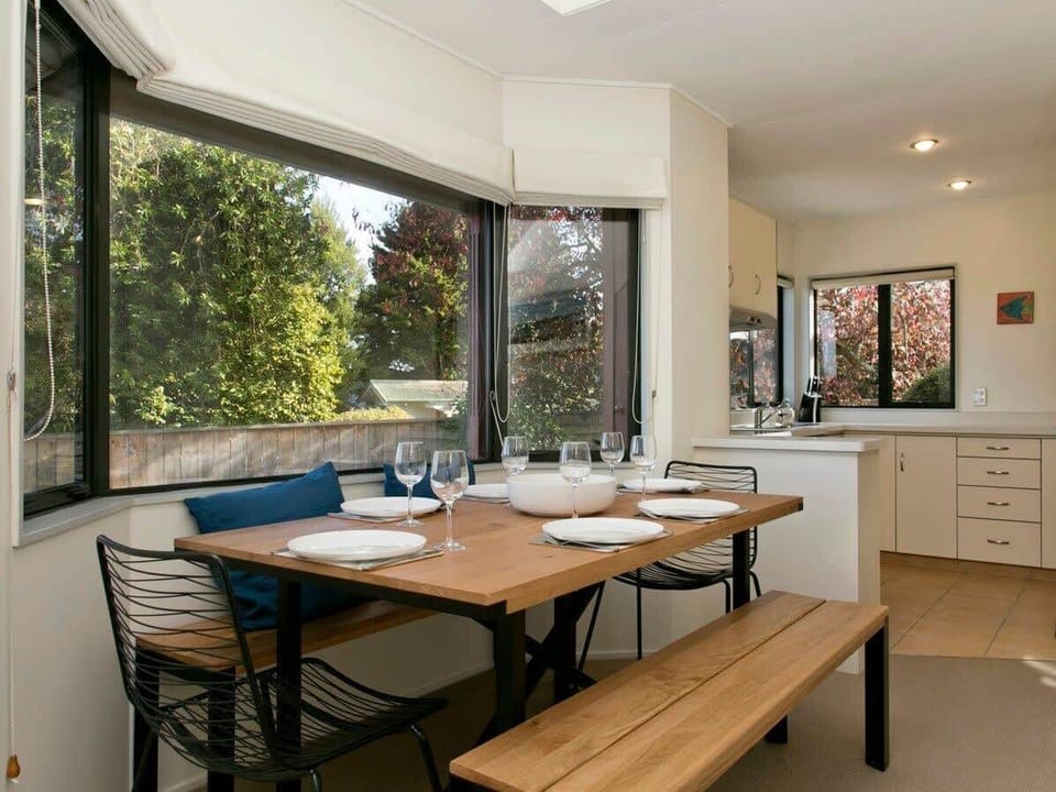 Open plan dining & kitchen are with all you need for your holiday