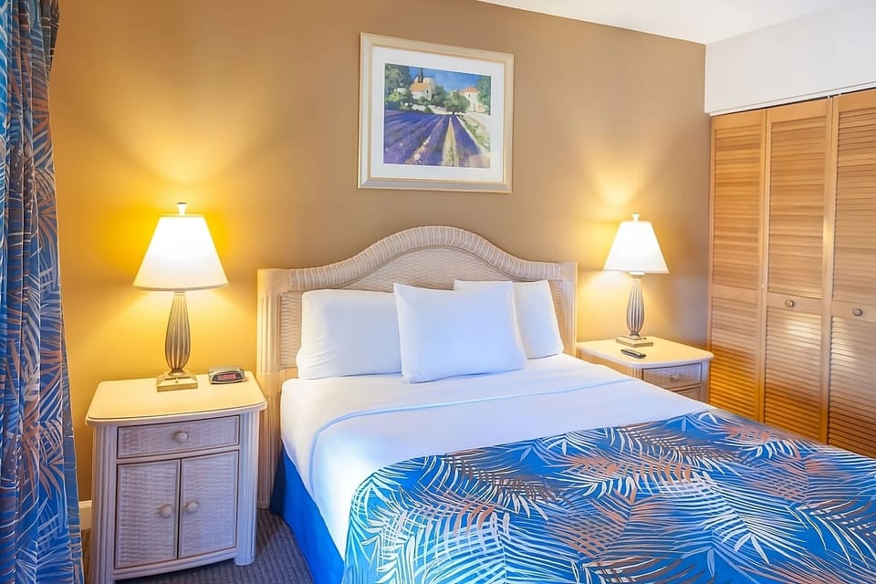 Settle in with easy storage and soothing, resort-style calm.