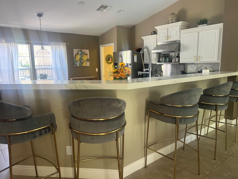 Bar seating for extra people to enjoy the atmosphere.