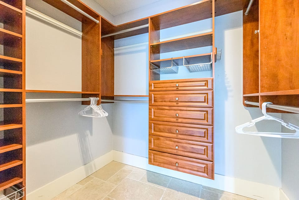 Primary Bedroom Closet