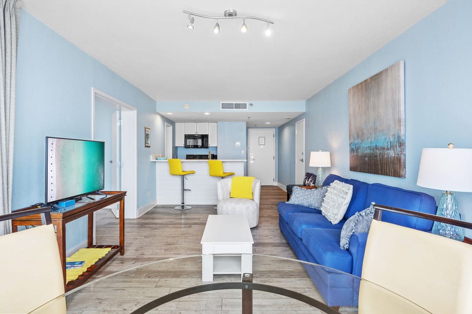 6570 Bayside Inn