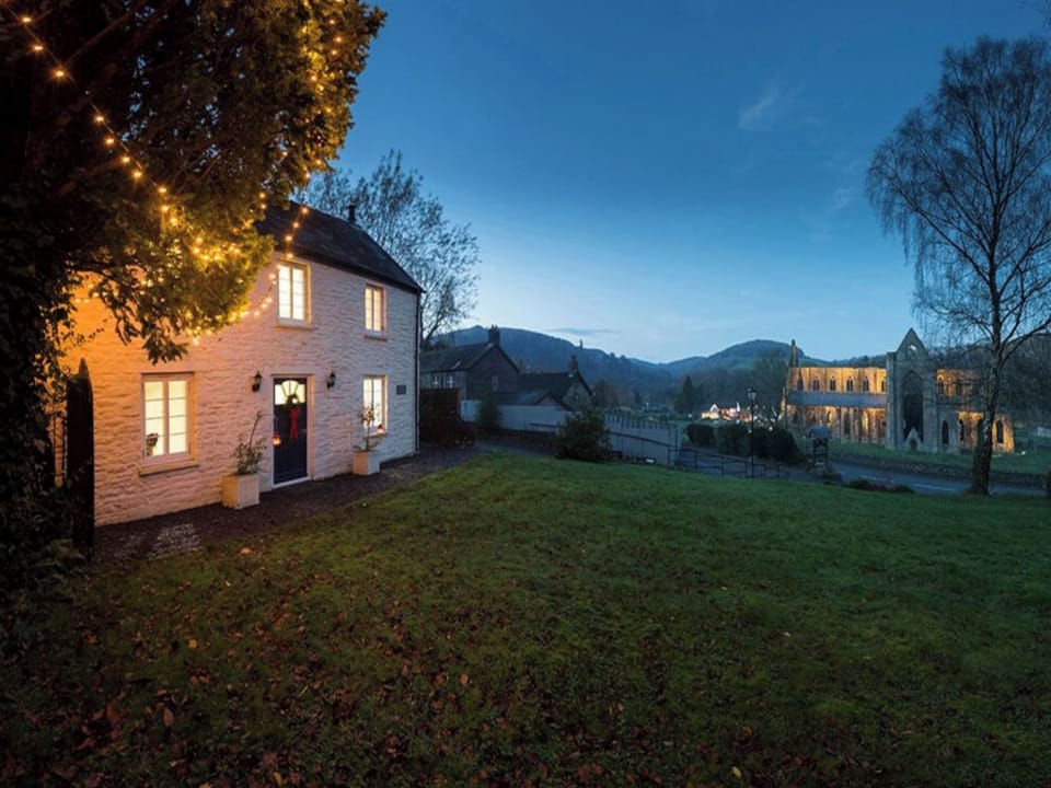 Exterior | Tintern Abbey Cottage, Tintern