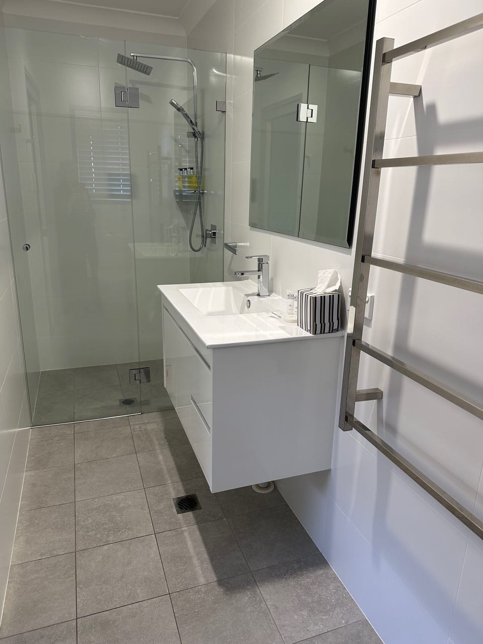 Ensuite