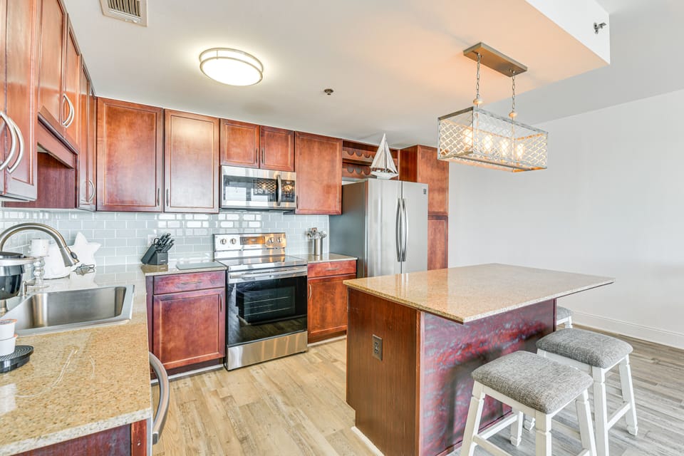 Fully Equipped Kitchen | Cooking Basics Supplied