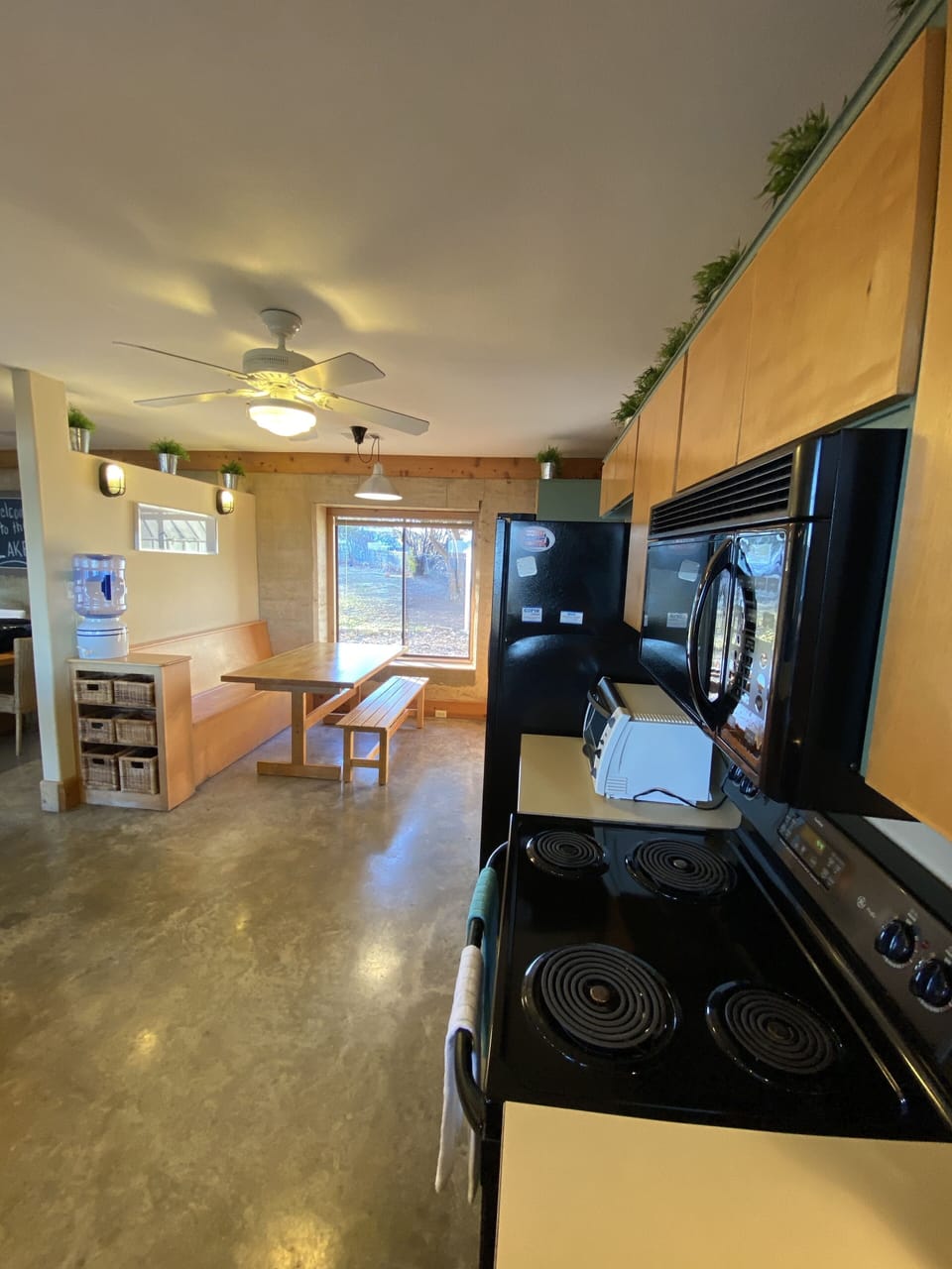 Some more quick views of the kitchen!

