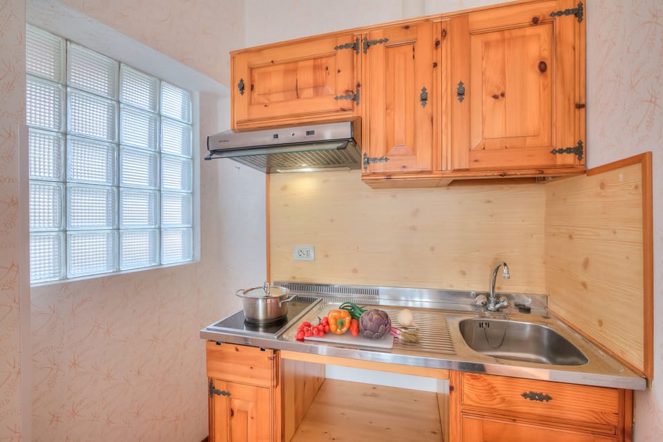Kitchenette
