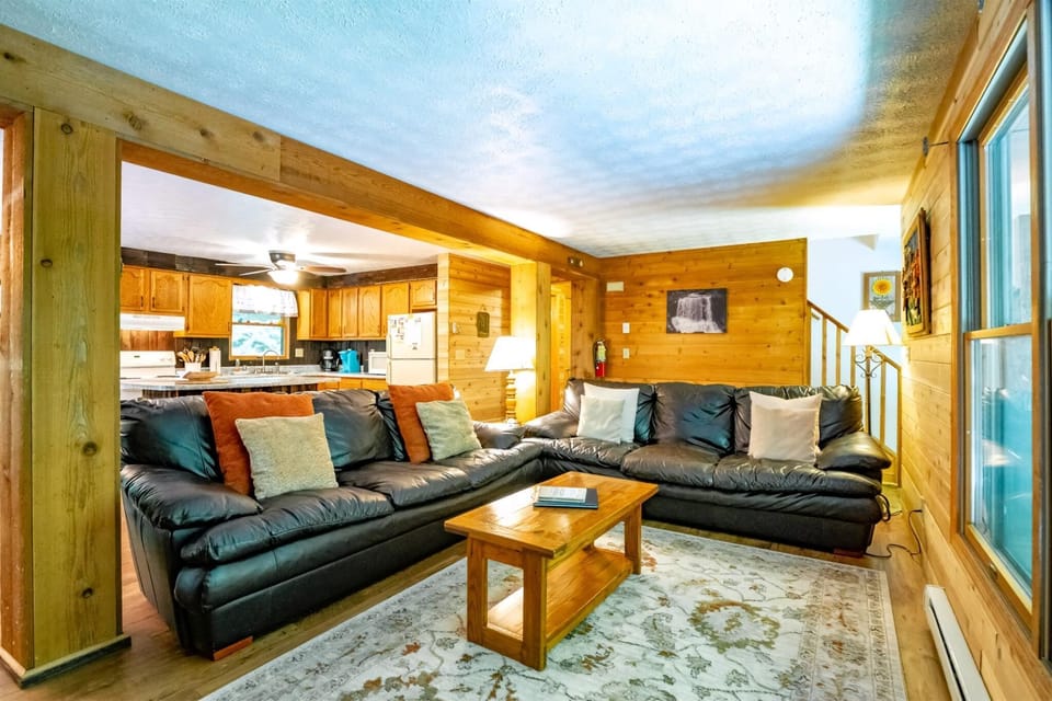 Main Level Living Area 
