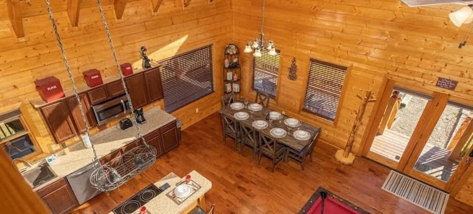 "Honey Bear Lodge is a wonderful cabin to stay in. The description and pictures were perfect. The manual has very clear guidelines and made it very easy for arrival and departure. It was easy to get to and very close to shopping, entertainment and re