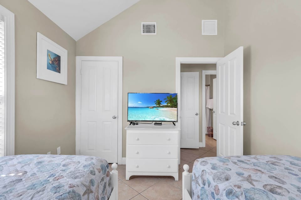 Two Twin Bedroom
