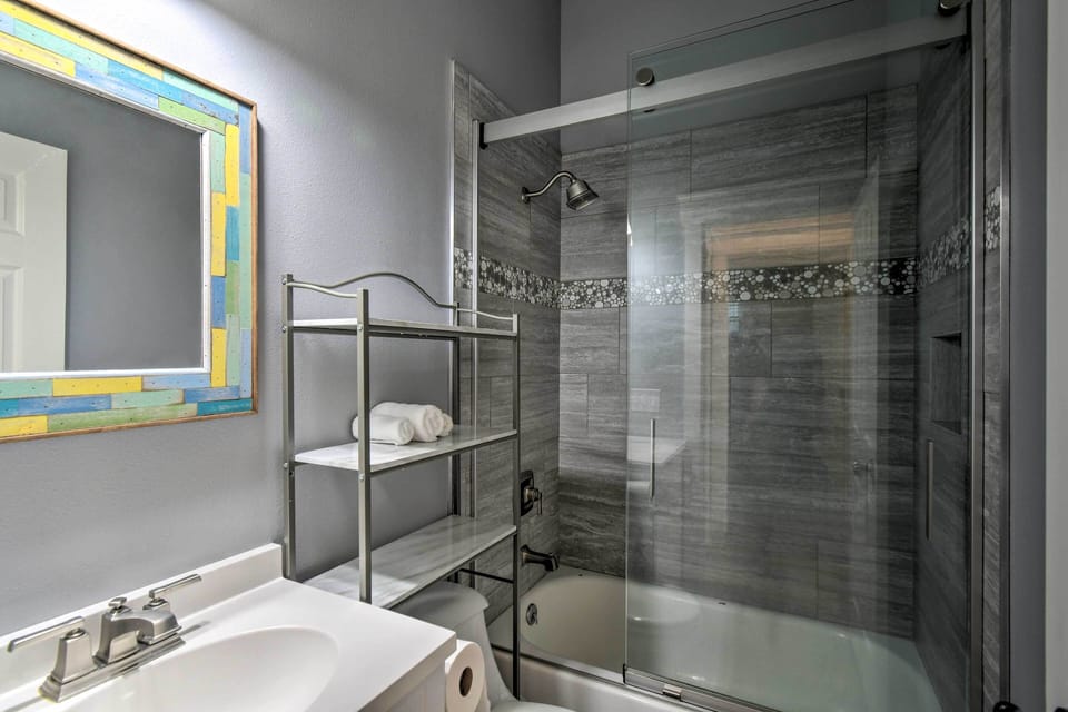 Full Bathroom