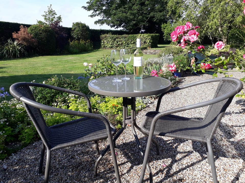 Patio & shared cottage garden