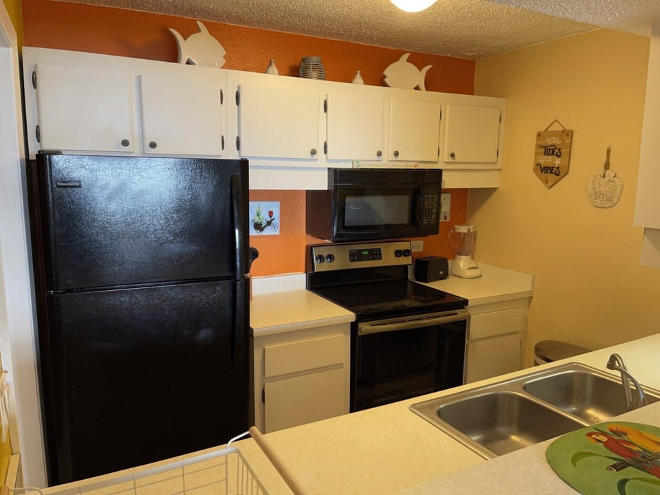 Studio 212 - Kitchen Appliances 