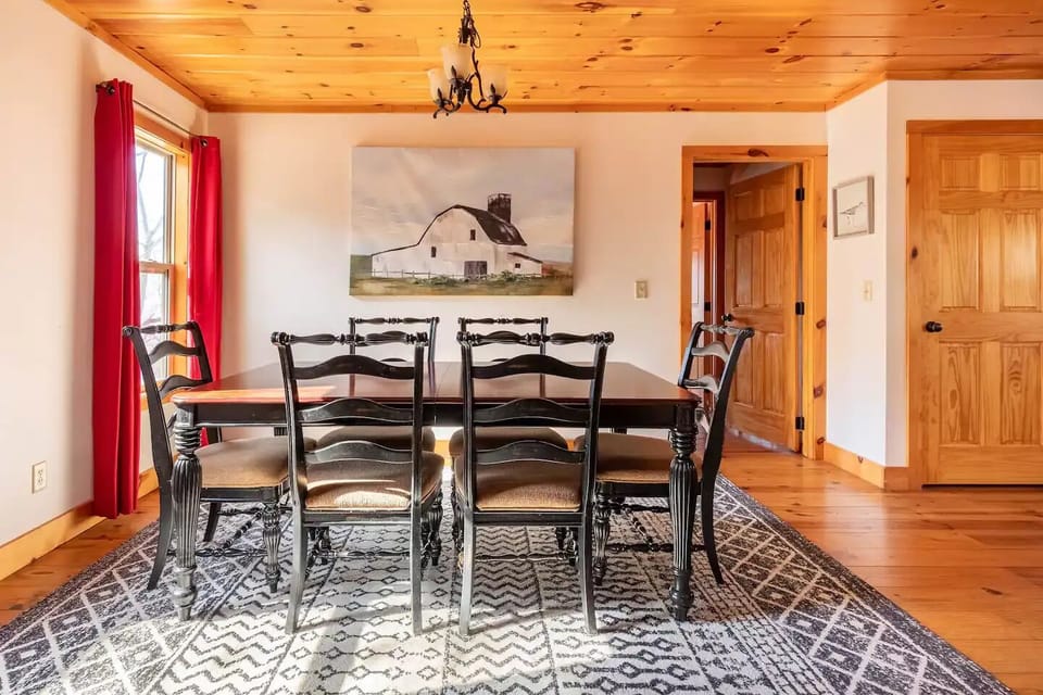 You can have a beautiful table for important family holiday events