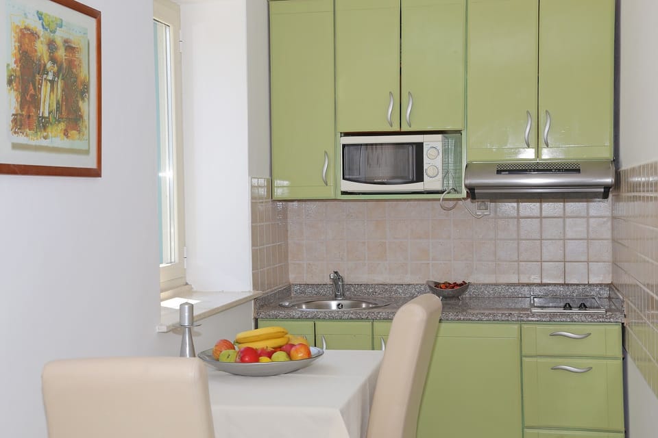 Kitchenette