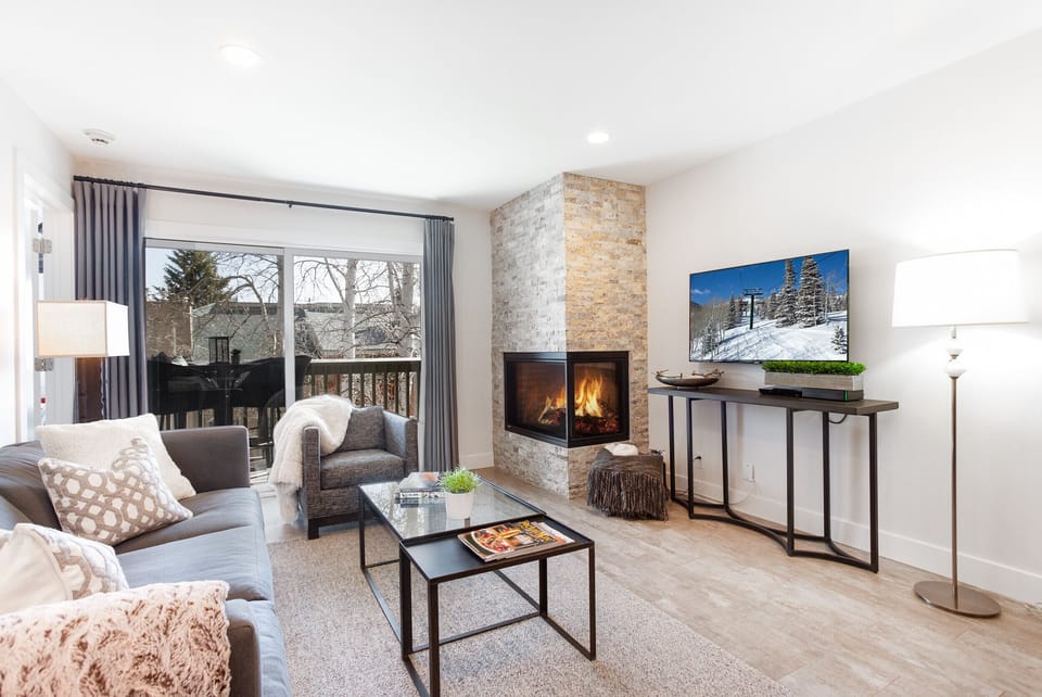 Cozy Gas fireplace