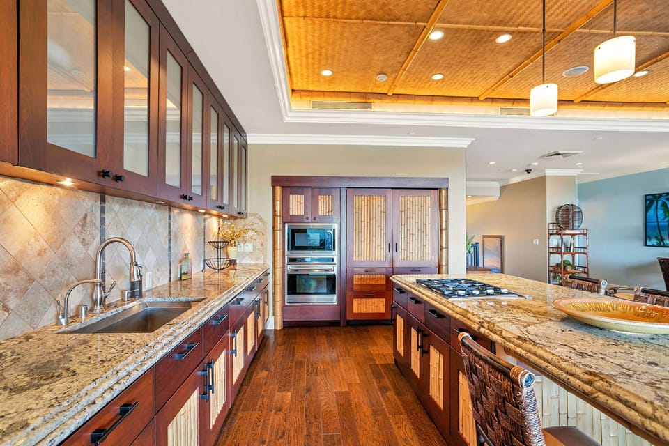 Lots of room in the most popular gathering spot in the villa.