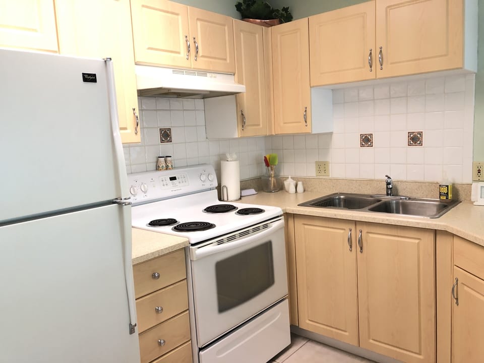 Clean kitchen