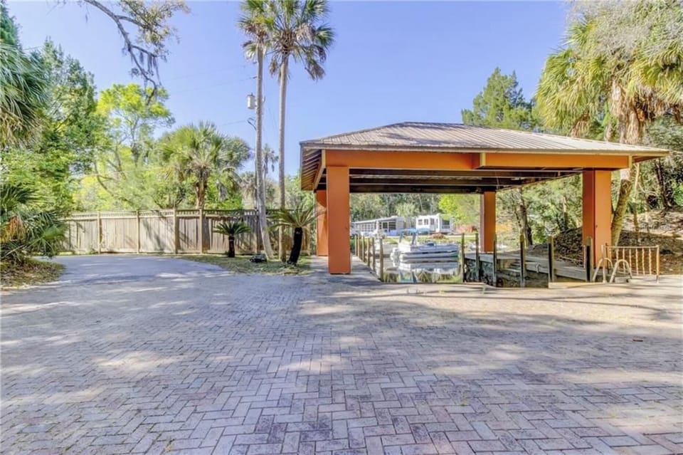 Boat dock available for rent. One time charge of 150.00 26 long 21 wide