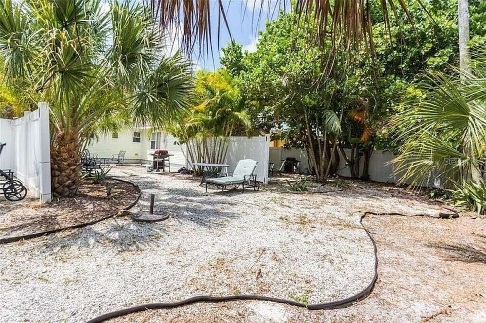 PRIVATE BACKYARD