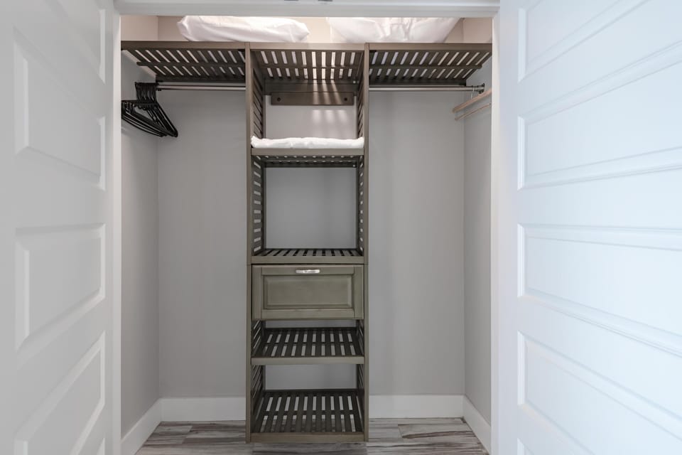 Built in closet shelving!