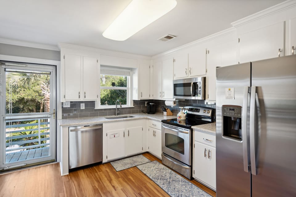 Fully Stocked Kitchen