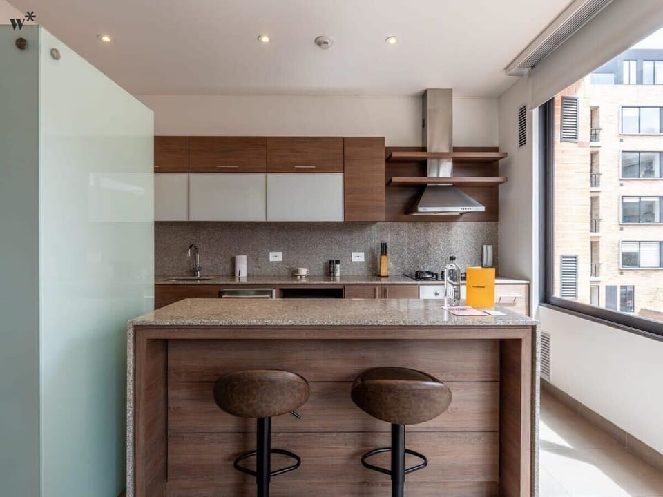 Kitchen bar
