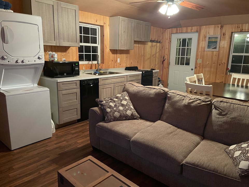 Main Cottage Kitchen/Living Room
