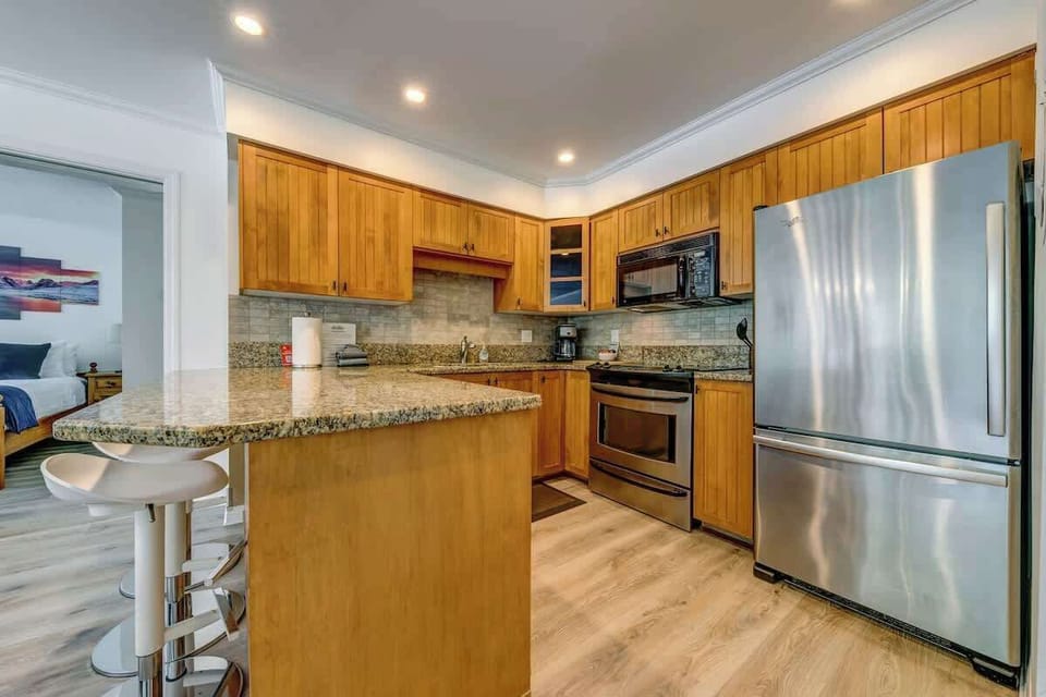 Full kitchen for cooking meals